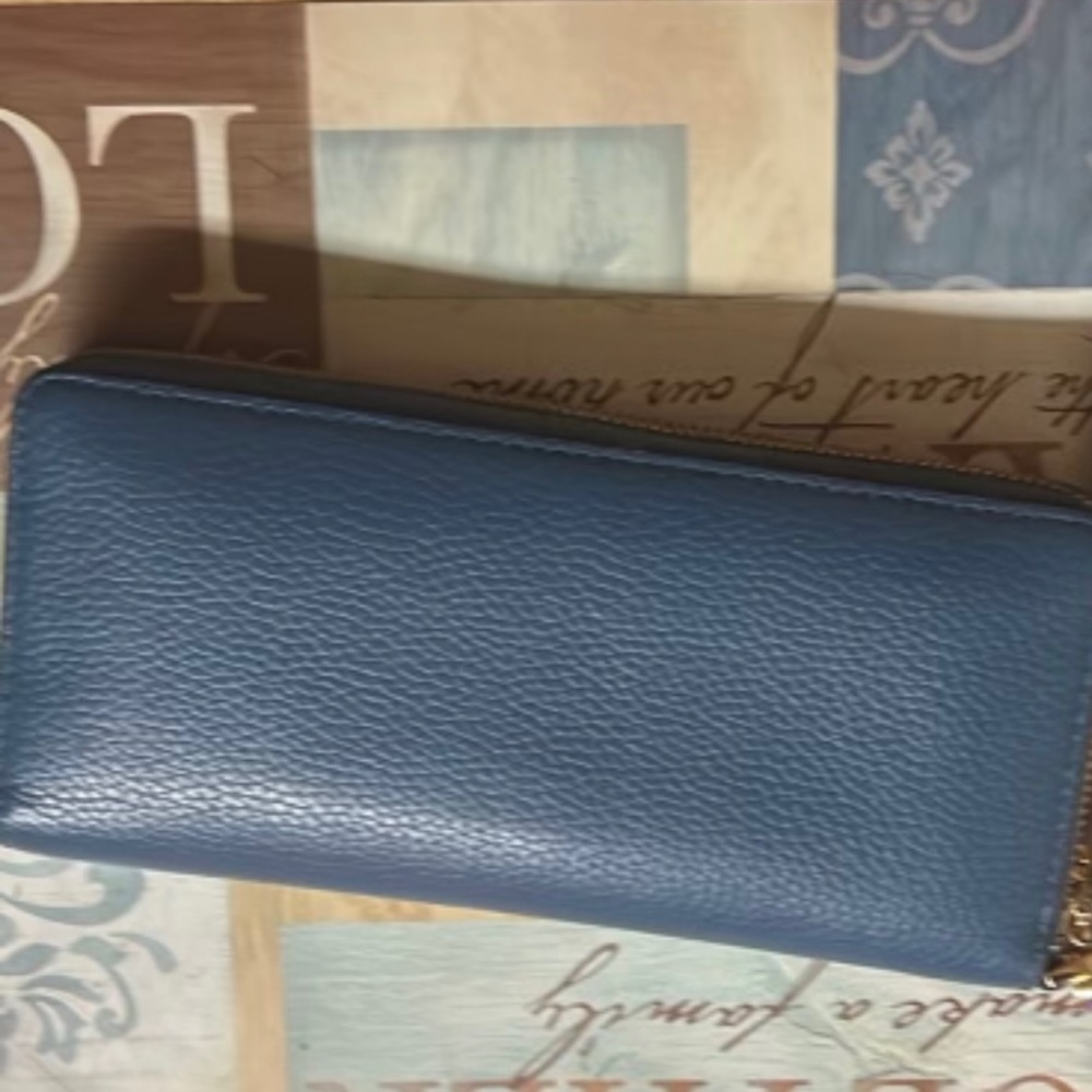 Wallet - Picture 3 of 3